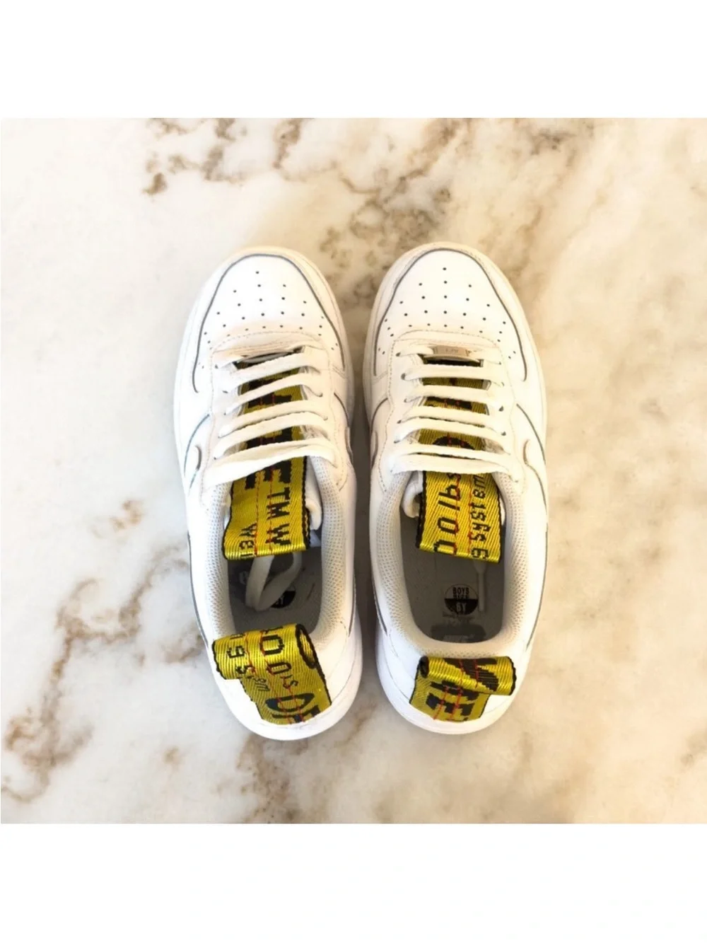 Nike Air Force 1 OFF WHITE - Onetwelves "Off"
Custom AF1 x 1 | - Picture 6 of 9